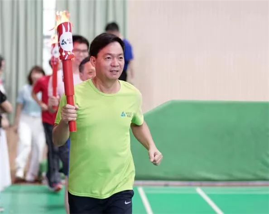 火炬?zhèn)鬟f 火炬?zhèn)鬟f